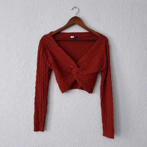 Day & Night Burnt Orange Top and Shorts Knitted Two Piece Set Size Small - Picture 2 of 9